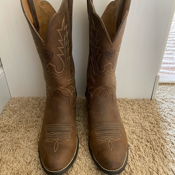 Ariat Shoes - Ariat Heritage Cowboy Boots
